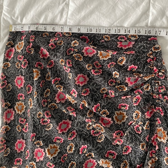 Rebecca Minkoff Romy Black Floral Print Ruched Skirt with Tassels Sz 10 - Picture 8 of 8
